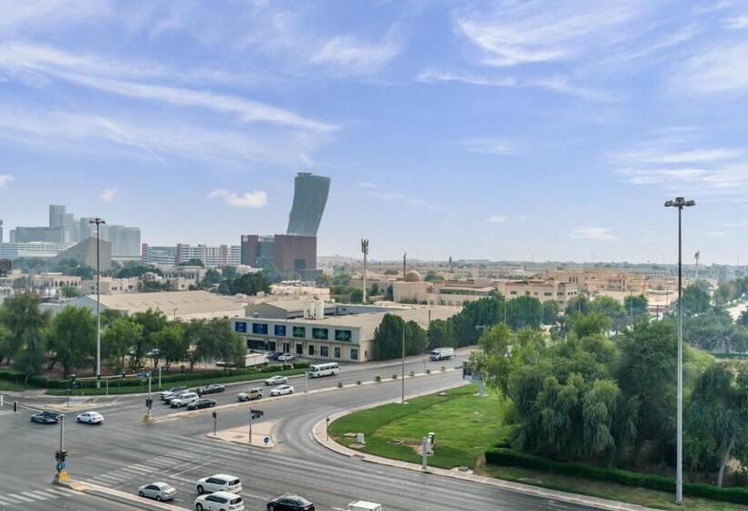 Апартаменты Ejecutiva 3 Спальни, Adagio Abu Dhabi Al Bustan