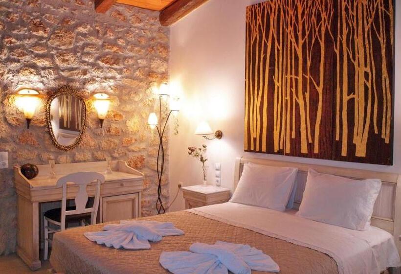 Студио Стандарт с Террасой, Camelot Royal Beds By Estia