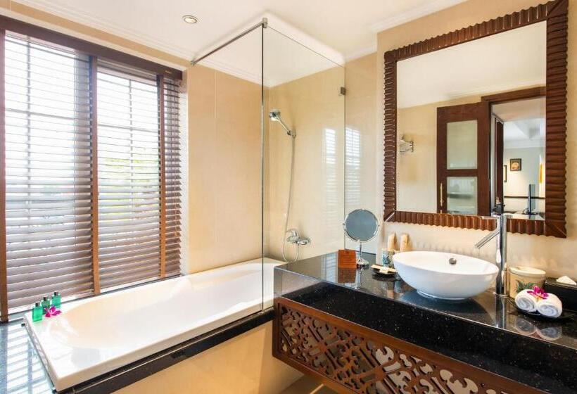 مجموعه ویستا شهر, La Siesta Classic Ma May