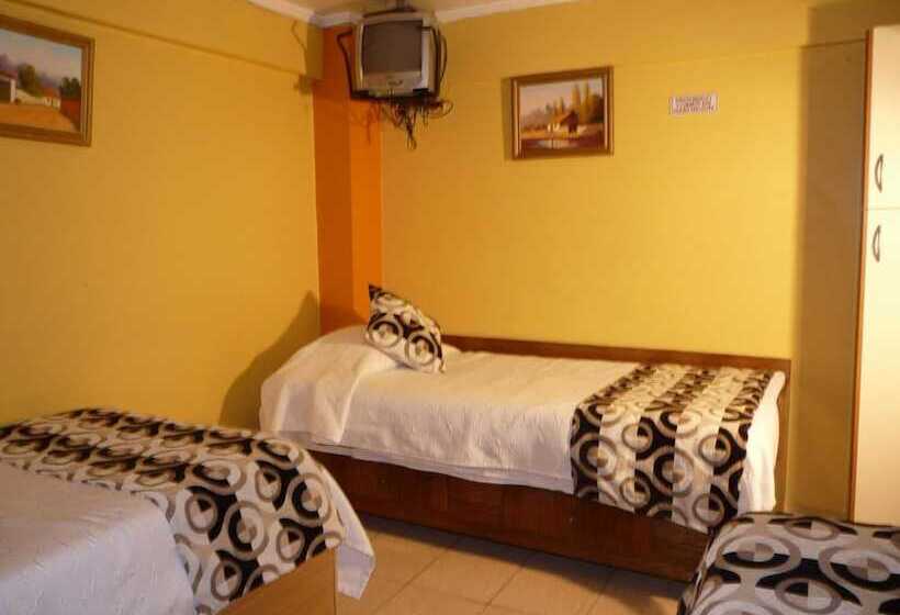 Habitación Triple Estándar, Railef