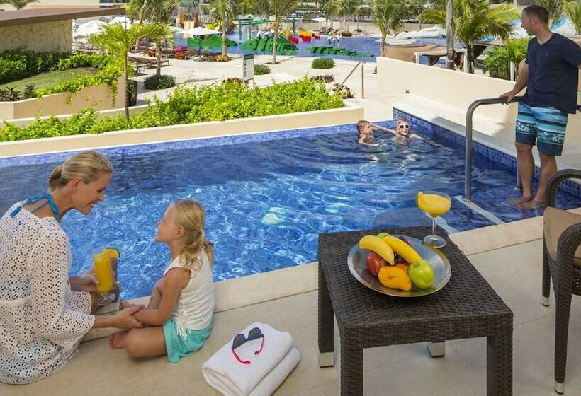 جناح جونيور ديلوكس, Royalton Riviera Cancun, An Autograph Collection - All Inclusive Resort & Casino