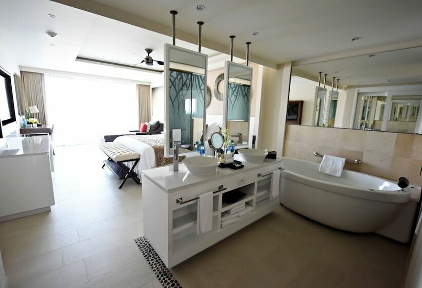 디럭스 주니어 스위트 바다 전망, Royalton Riviera Cancun, An Autograph Collection - All Inclusive Resort & Casino