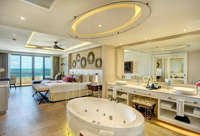 جناح جونيور ديلوكس, Royalton Riviera Cancun, An Autograph Collection - All Inclusive Resort & Casino
