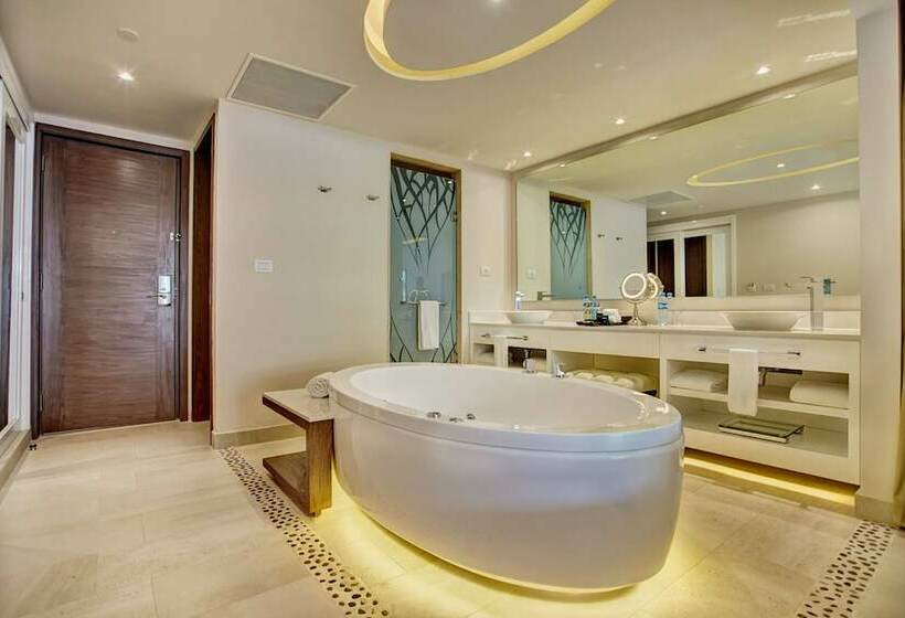 جناح ديلوكس, Royalton Riviera Cancun, An Autograph Collection - All Inclusive Resort & Casino