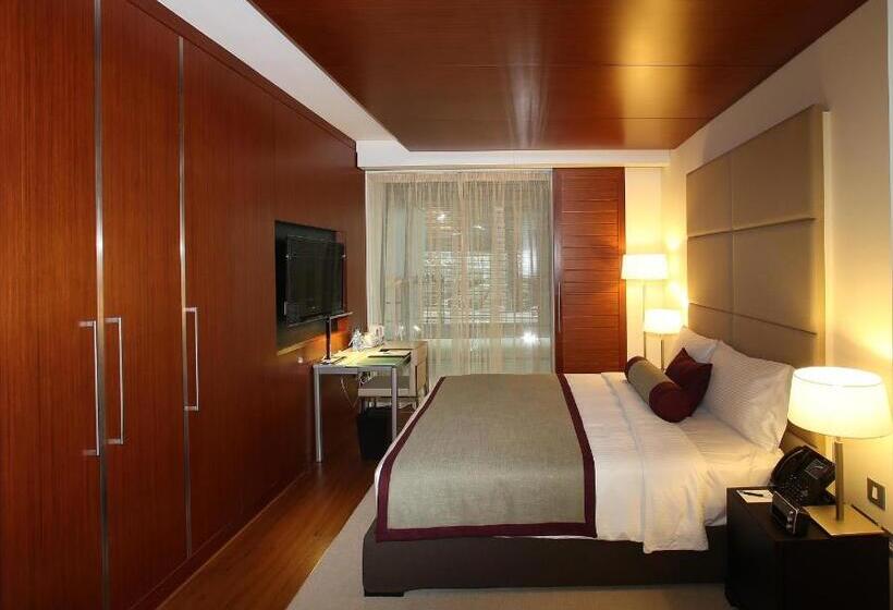 اتاق سوپریور با تخت بزرگ, Oryx Airport Hotel  Transit Only