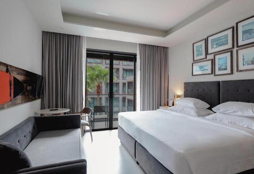 带泳池观景的豪华房, Sugar Marina Hotel Surf Kata Beach   Sha Plus