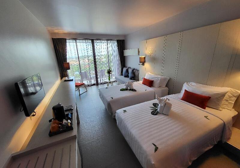 اتاق سوپریور با چشم‌انداز دریا, The Yama Hotel Phuket