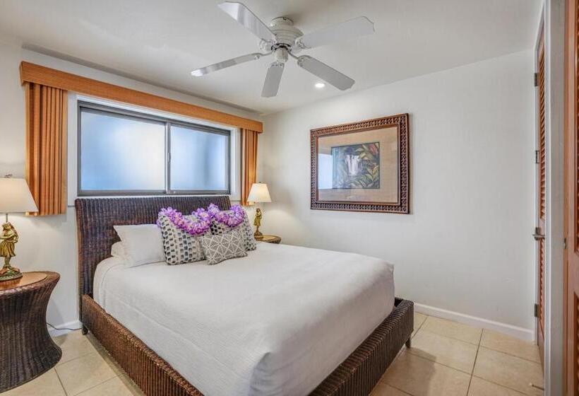 Апартаменты 2 Спальни, Kuhio Shores 410