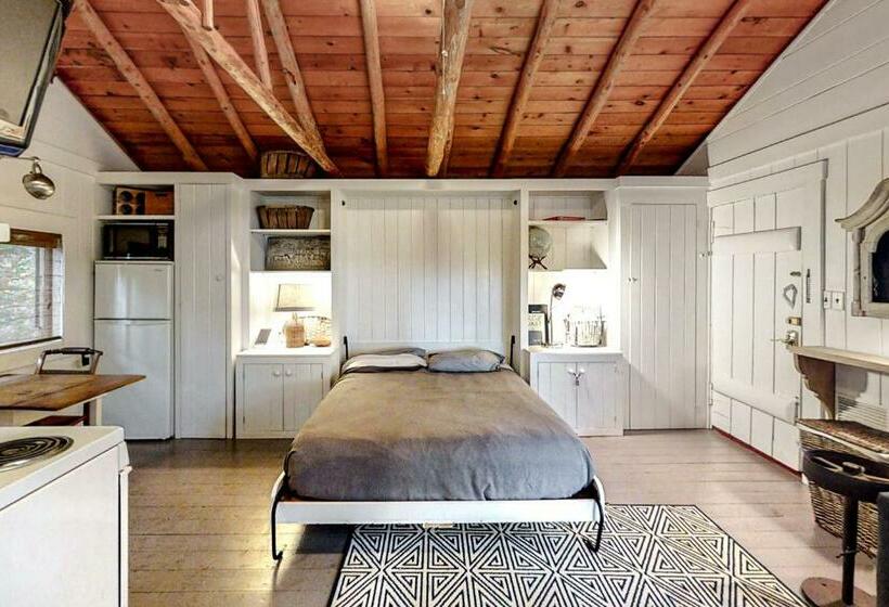 استودیوی استاندارد, Sprucewold Beach House