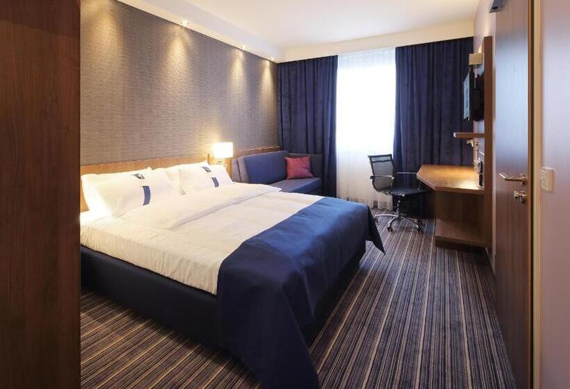 اتاق استاندارد, Holiday Inn Express Friedrichshafen, An Ihg