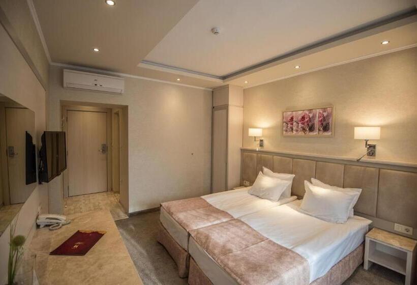 اتاق استاندارد با بالکن, Spa Hotel Armira
