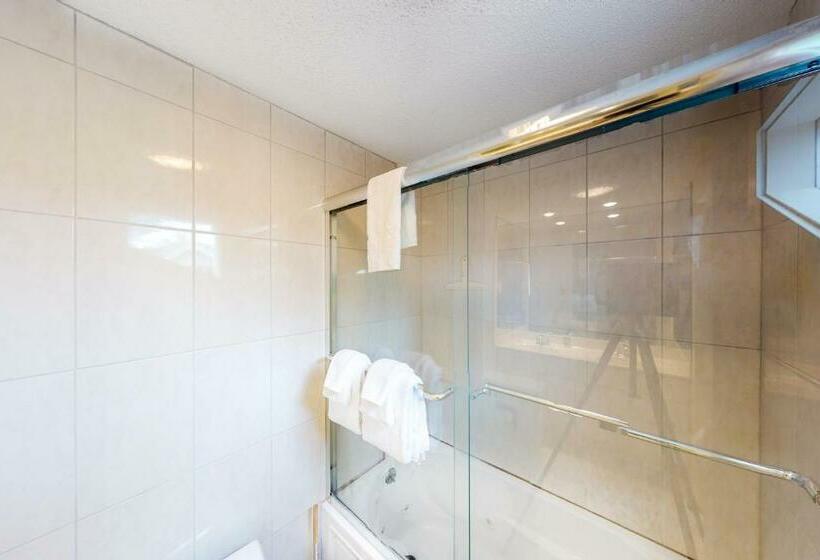 침실 3개 아파트, Bromley Village   Clovers 767a