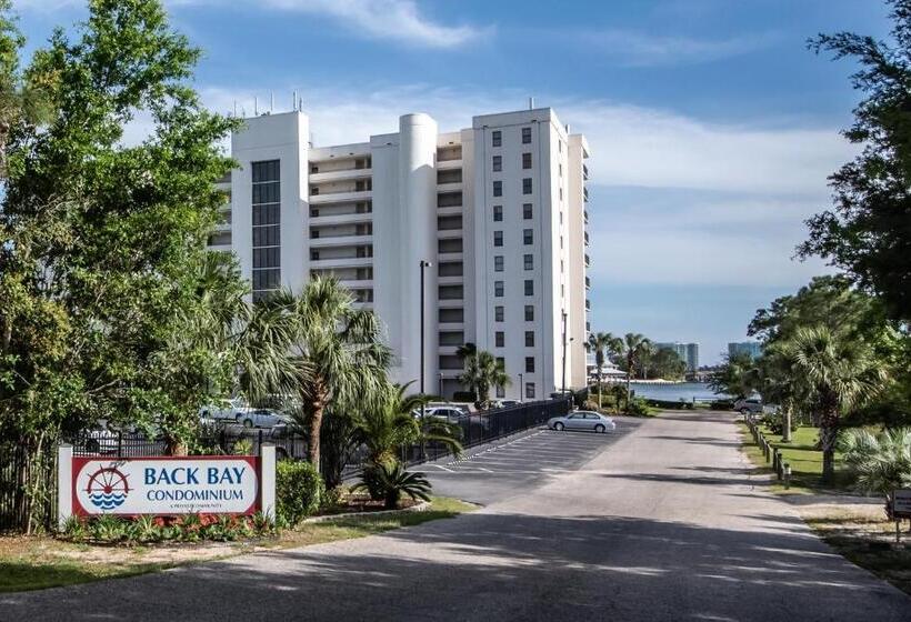Апартаменты 2 Спальни, Back Bay Condominium #708