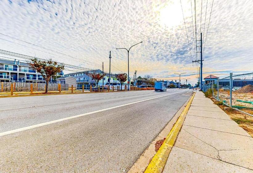 Апартаменты 1 Спальня, Town Of Dewey Beach    The Opal #306s