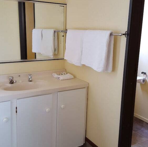 Студия Стандарт, Ace Motor Lodge