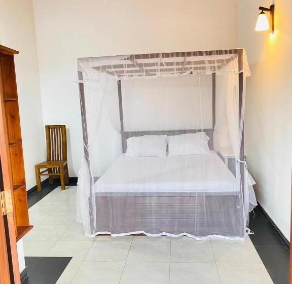Номер Стандарт с Балконом, White Villa