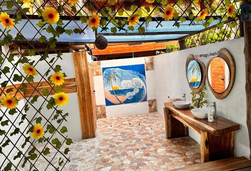 Номер Deluxe Вид на Море Боковой, Baru Hostel Club