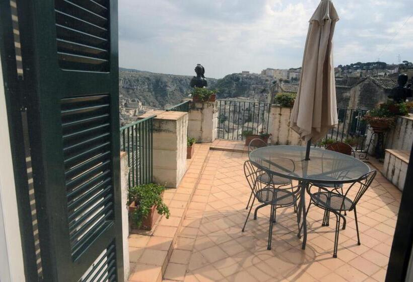 带大床的套房, Albergo Italia