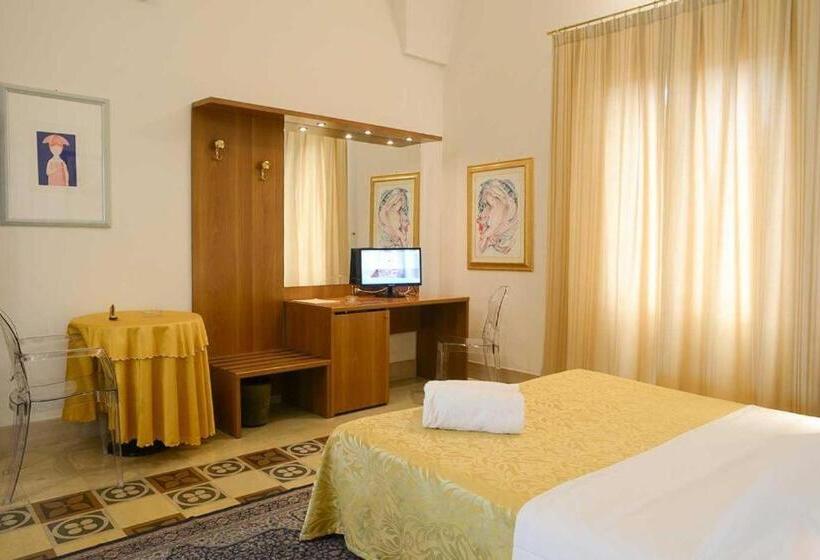 标准间, Albergo Italia