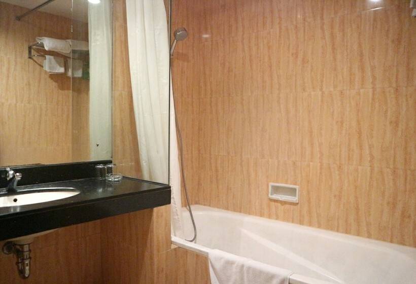 Номер Superior, Grand Anugerah