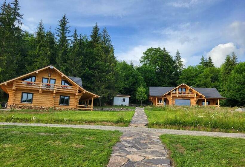 Дом 4 Спальни, Harghita Log Houses