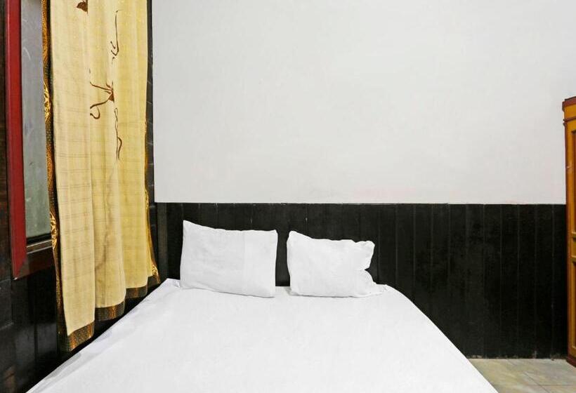 エコノミールーム, Spot On 91793 Maila Homestay