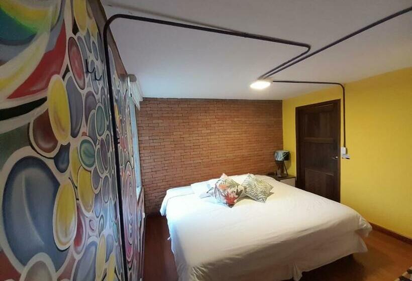سوییت خانوادگی, 593 Hotel Boutique Baños