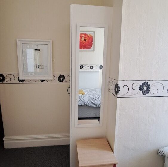 Семейный Номер, Fern Villa Hotel   Albert Road