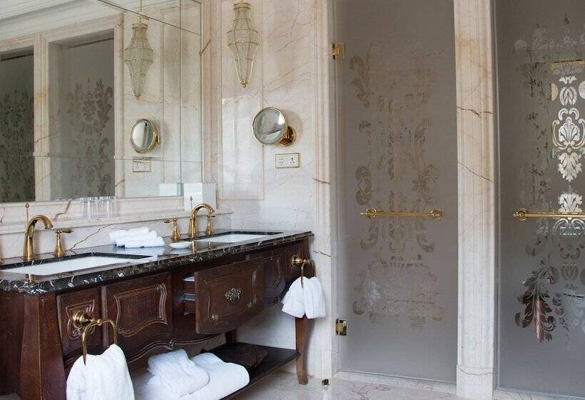 Family Suite, The Castle Hotel, A Luxury Collection Hotel, Dalian