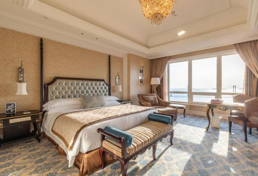 Номер Deluxe Кровать Кинг, The Castle Hotel, A Luxury Collection Hotel, Dalian