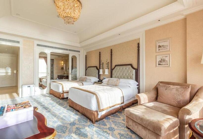 Номер Deluxe Вид на Море, The Castle Hotel, A Luxury Collection Hotel, Dalian