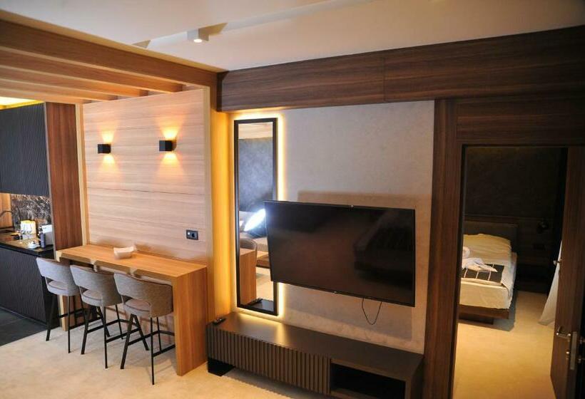 آپارتمان دوبلکس 1 خوابه, Family Apart Woodside