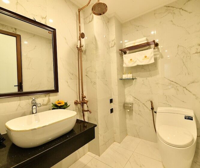 اتاق سوپریور, Kingdom Hotel Hanoi