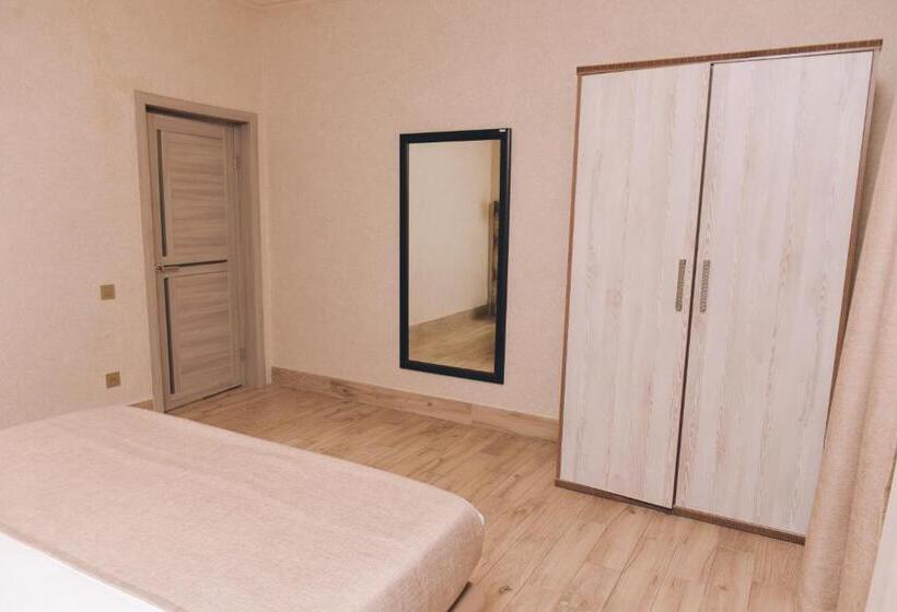 اتاق استاندارد چهار تخته, Vogue Hotel Resort And Spa   Nabran