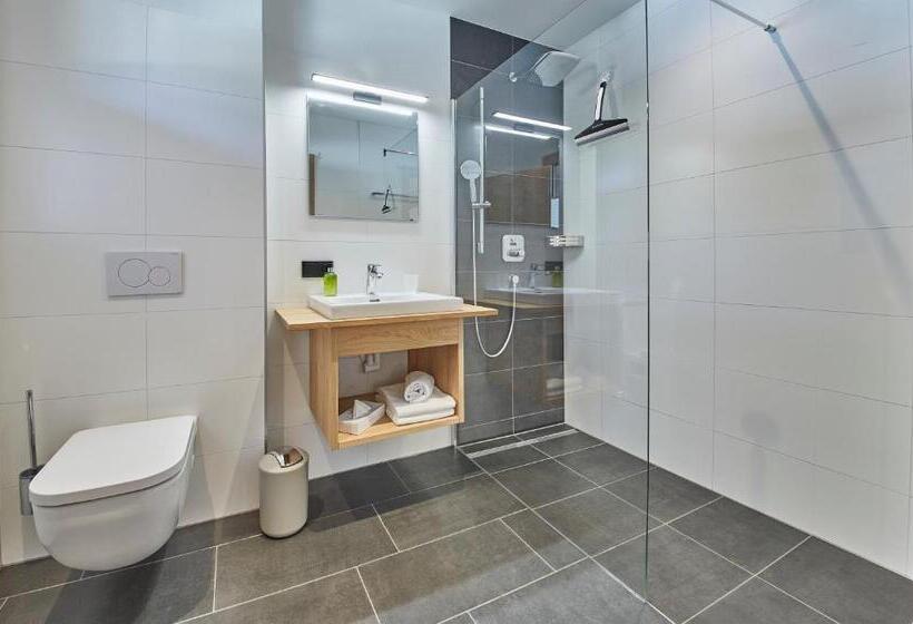 1 Bedroom Penthouse Apartment, Alpenparks Chalet & Apartment Steve Lodge Viehhofen