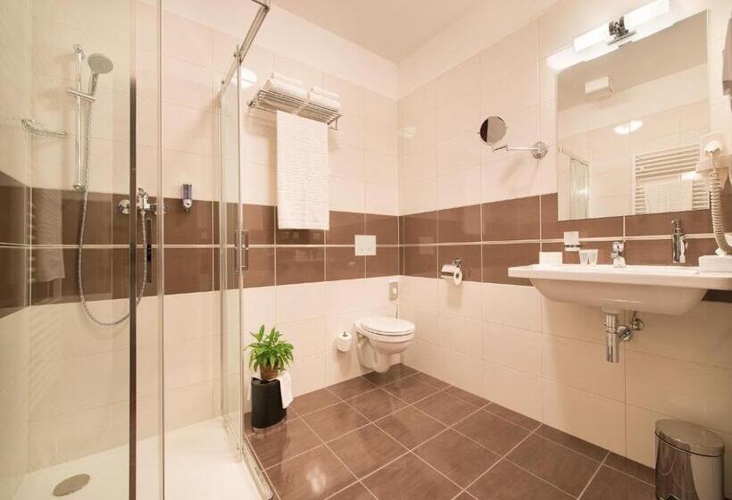 Номер Стандарт, Ea Hotel Kraskov