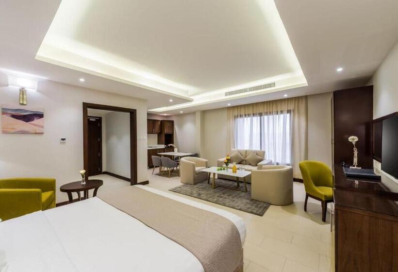سوییت جونیور, Best Western Plus Al Qurayyat City Center