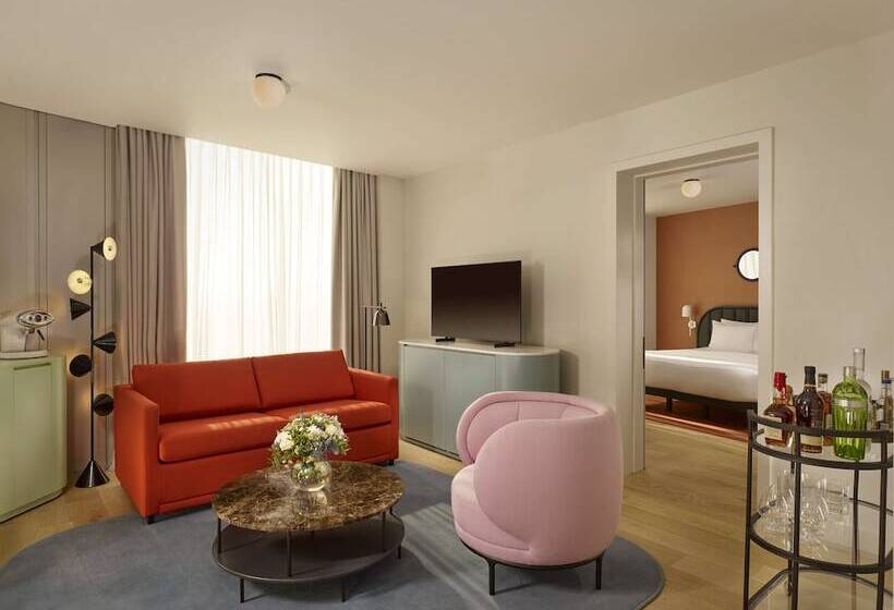 Полулюкс, Art Otel London Battersea Power Station, Powered By Radisson Hotels