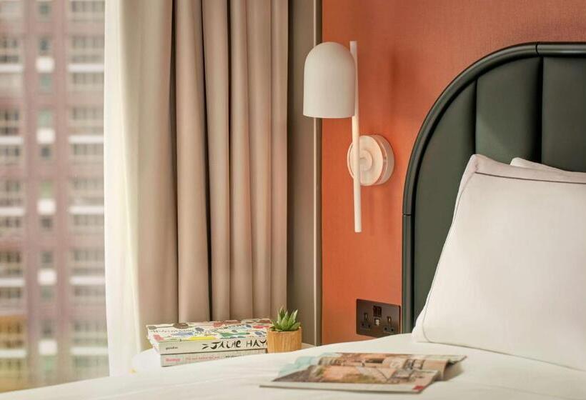 Номер Стандарт Плюс, Art Otel London Battersea Power Station, Powered By Radisson Hotels