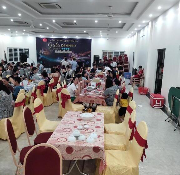 اتاق لوکس با چشم‌انداز دریا, Khách Sạn Nhật Minh Cửa Lò
