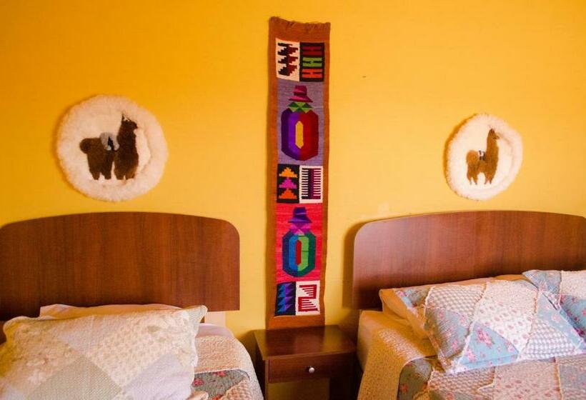Номер Стандарт Трехместный, Hostal Alabalti