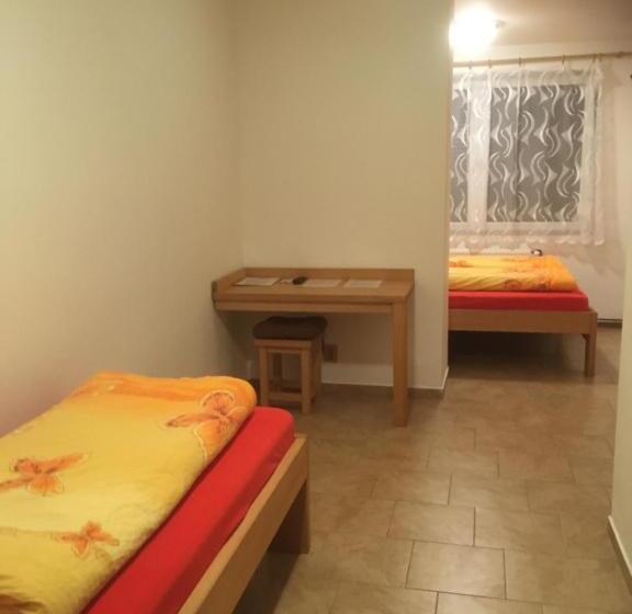 Номер Стандарт Трехместный, Pokoje Relax