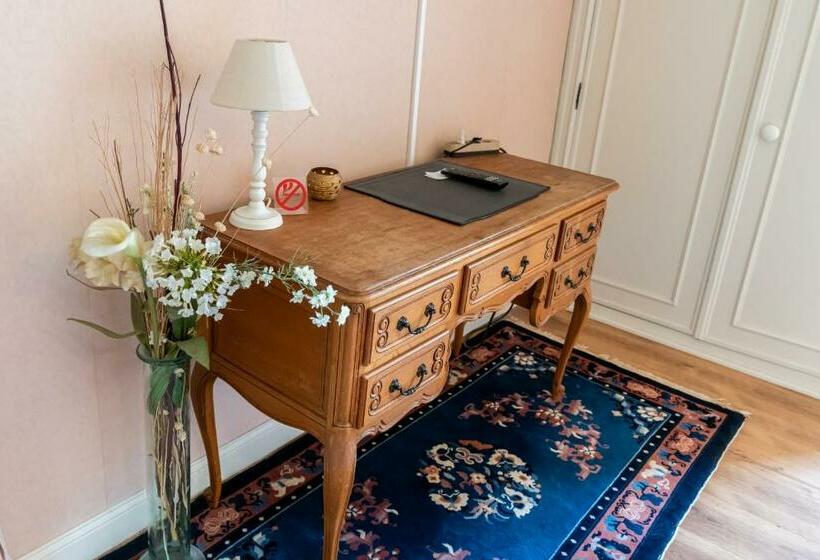 Номер Стандарт, B&b El Tyu