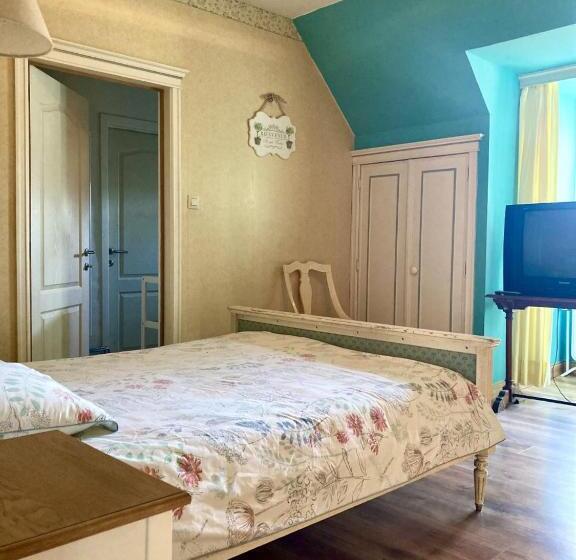 Семейный Номер, B&b El Tyu