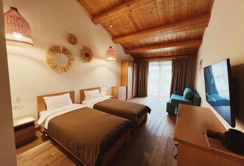 Номер Стандарт Трехместный, Eden Resort