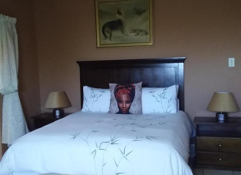 Семейный Номер, Kwa Dlamathe Guesthouse