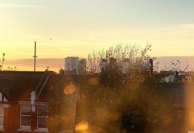 Номер Стандарт, 27 Brighton Guesthouse