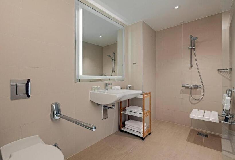 Стандартный Номер Кровать Кинг, Courtyard By Marriott Gdynia Waterfront