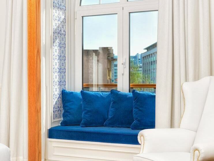 اتاق سوپریور, H10 Duque De Loule