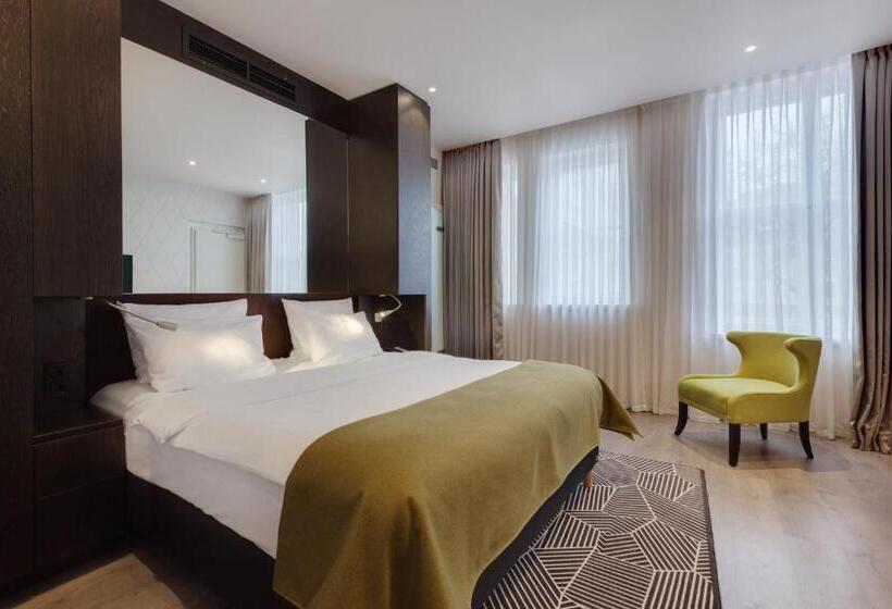 Номер Superior, Holiday Inn Dresden   Am Zwinger, An Ihg